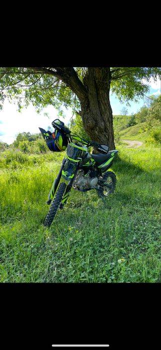 Vand motocross  stomp 140