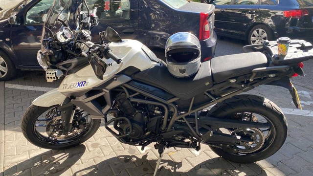 Triumph Tiger 800 XRT 2015 • Full • QuadLock •