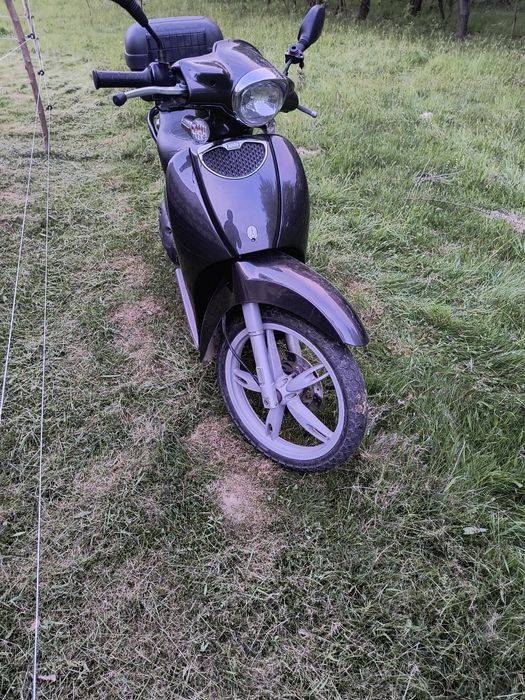 Aprilia scarabeo 50 4 timpi. Bonus