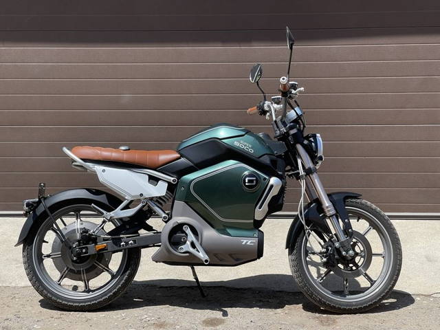 Motocicleta Moped Super Soco TC