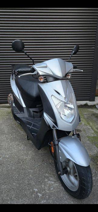 Vând scuter KYMCO AGILITY 50