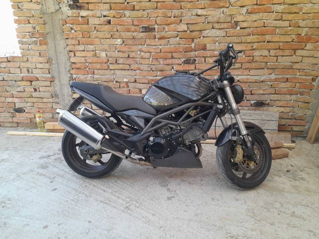 Cagiva raptor 1000