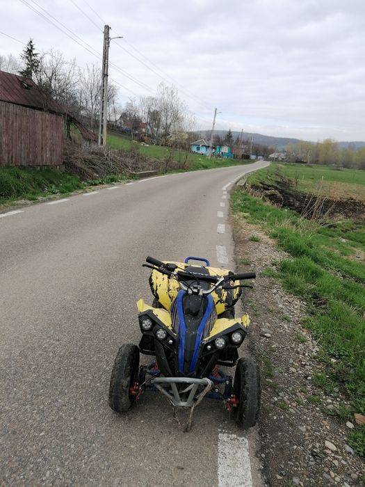 Vând atv de 49cc sau schimb cu diverse defecte pistonul