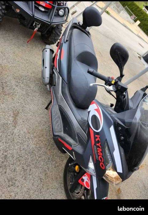 Scuter Kymko X-Town 125 cmc