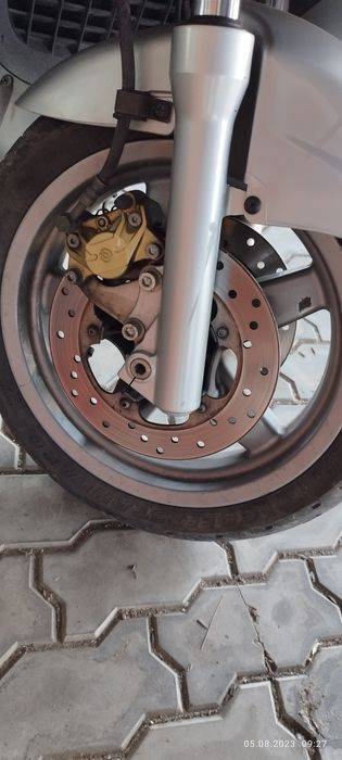 Scuter Piaggio X9