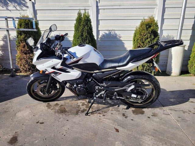 Yamaha XJ6 Diversion S 2009 | ABS | 600cc | 38.000 km | Top case