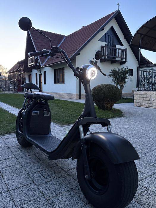 Vand harley/scuter electric in stare perfecta!