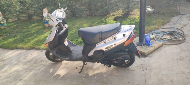 Scuter Suzuki an 125 1999