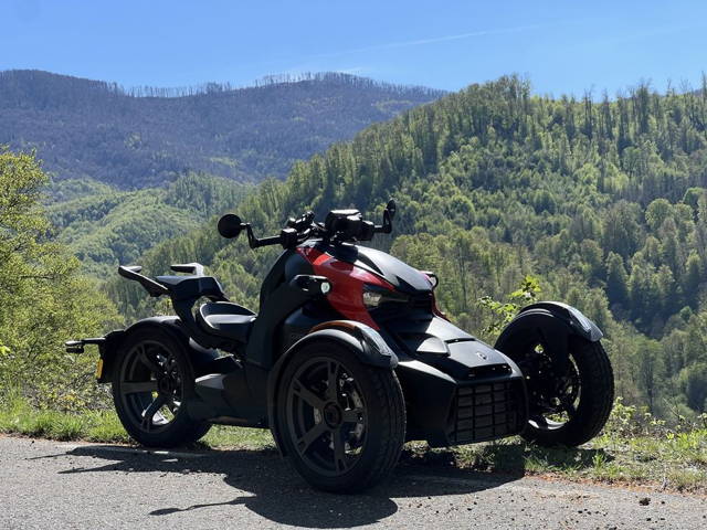 CAN AM Ryker 600 2023 în garantie, se conduce cu categoria B