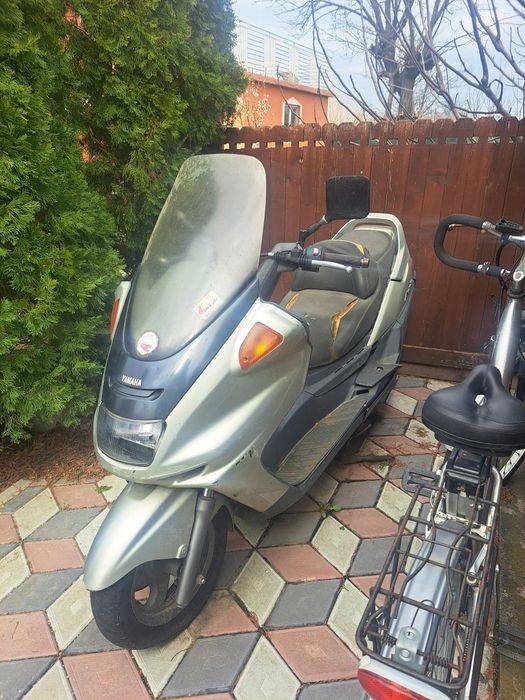 Yamaha magesty 250cc