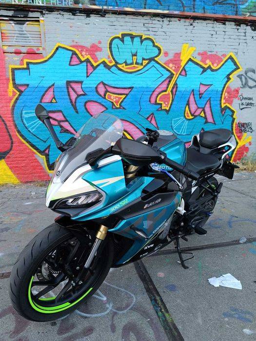 Cfmoto 300sr 2022  cat A2  NU (kawasaki bmw honda yamaha}