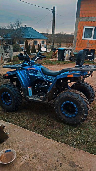 Vând atv acum lam cumpărat nou de doua luni