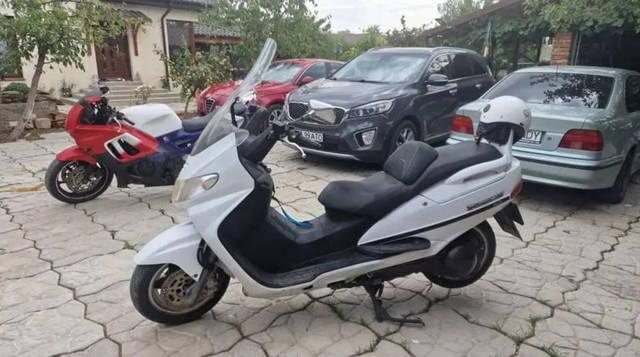 Vand Suzuki Burgman 400