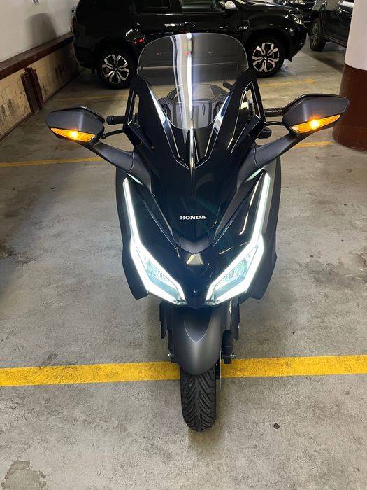 Maxi-scuter Honda Forza 350