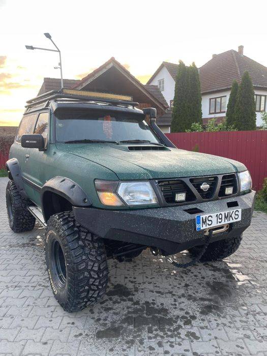Nissan Patrol y61 n1
