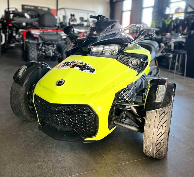 Can-Am Spyder F3-S Manta Green Special Series 2023