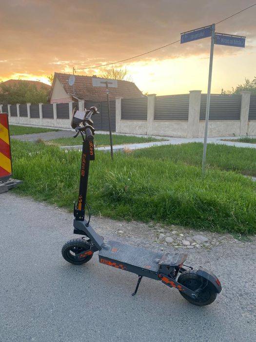 Trotineta electrica kukirin g2