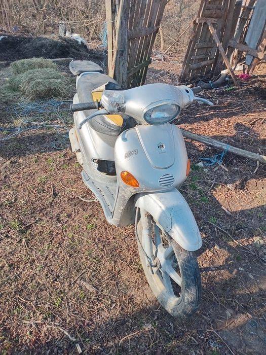 Vand scuter Piaggio