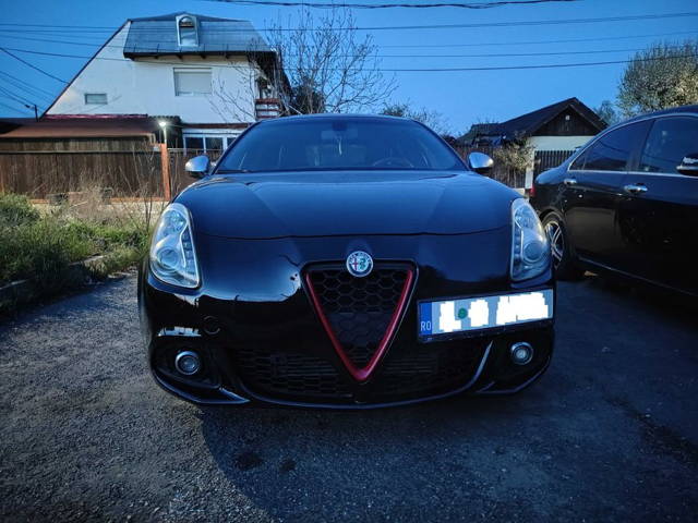 Alfa Romeo Giulietta pachet Quadrifoglio 1.6 HDI