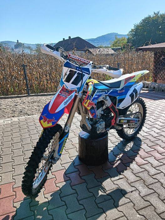 Honda crf 250 full cross