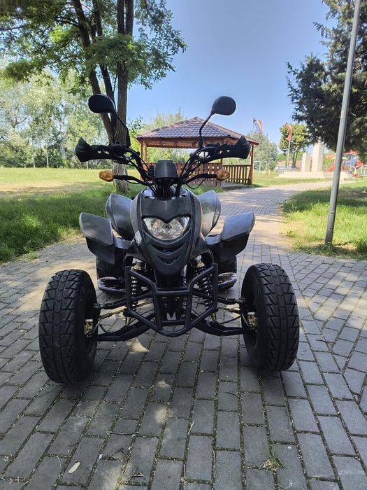 Vând ATV Quad Shinray 250CC,  cutie manuala.