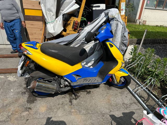 Scuter impecabil recent adus din Elveția