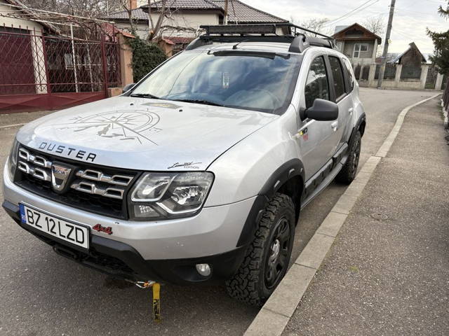 Dacia Duster / 4x4 / offroad / 1.5 dci / troliu / scuimb