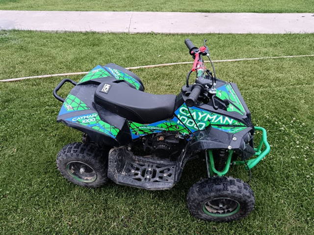 DE VÂNZARE ATV Copii benzina