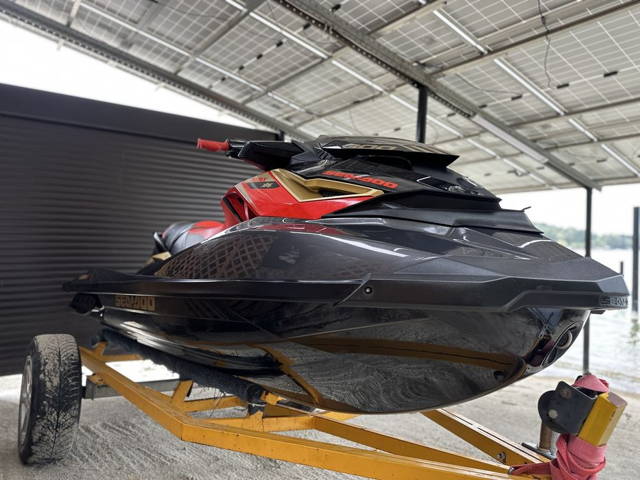 Sea doo Rxp X Rs 300 aproximativ 60-70 de ore
