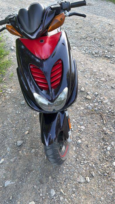 Scuter Yamaha aerox