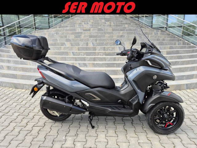 Yamaha Tricity 300 ABS 1700 km - se conduce cu cat B