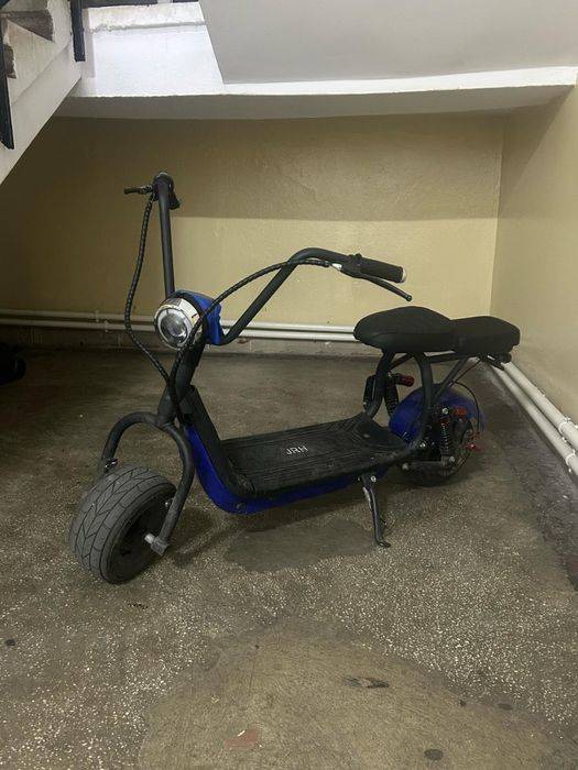 Moped scuter electric