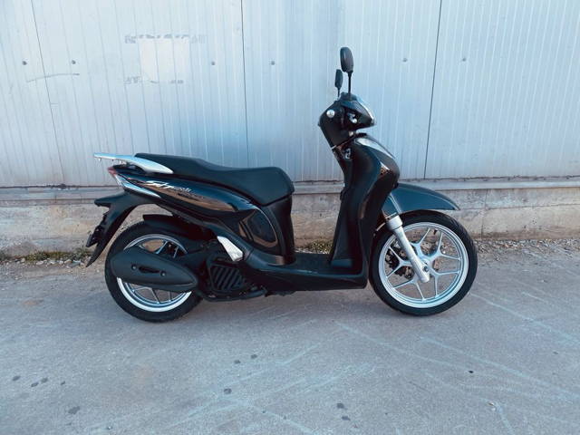 RATE FIXE fara avans Honda SH 125i Cat B Livrare GRATUITA Buyback