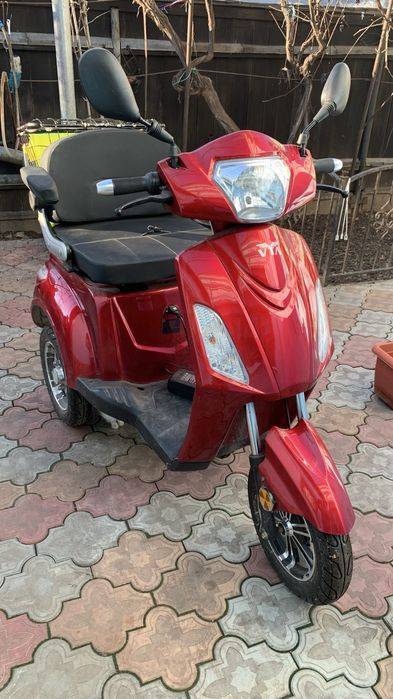 Triciclu electric