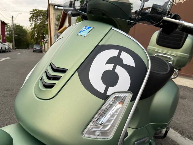 Superb Piaggio Vespa, Sei Giorni 300, ca nou 1761 km, editie limitata