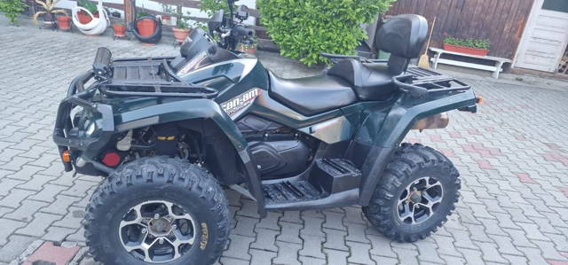 Can am outlander bombardier