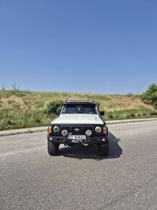 Nissan Patrol y60