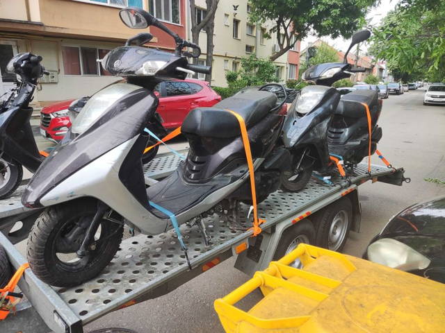 Scuter Yamaha VITY 125 CC. 4000 km!
