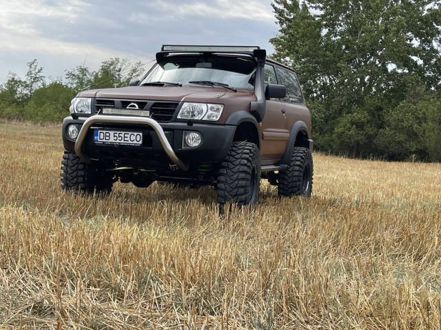 Nissan patrol y 61 autoutilitar