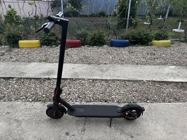 Trotineta electrica Xiaomi Mi Pro 2