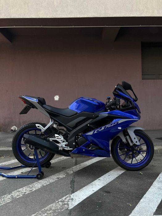 Yamaha YZF-R125 2021