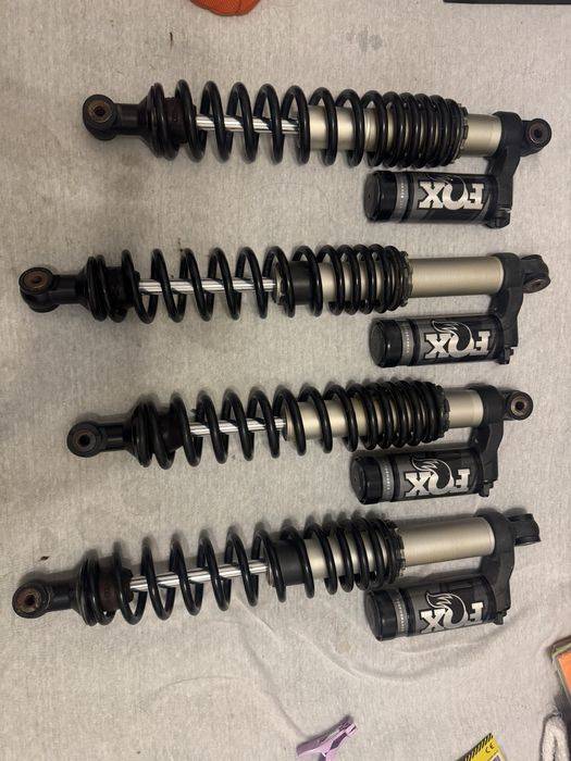 Vand suspensie FOX 1.5 Podium QS3 pentru can-am