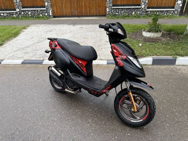Scuter Import germania TGB 49 Cm ( perfect functional )