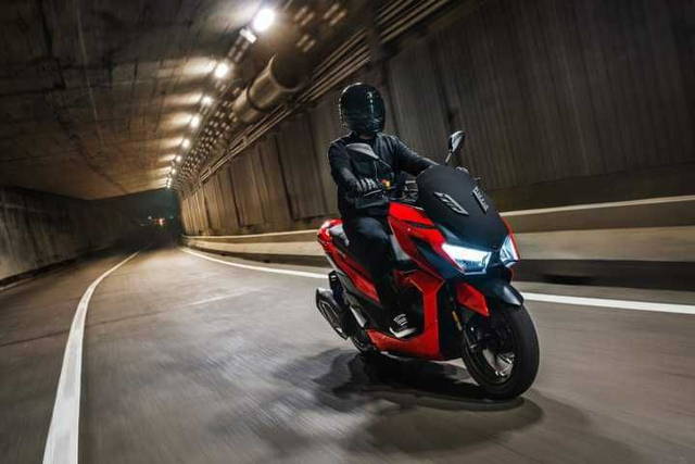 Scuter NOU ABS + TCS ! SYM JETX , 125 CC, Rate pe loc !