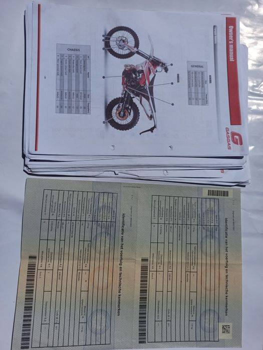 Motocros ,motocicleta teren/asfalt Gasgas cu acte pt înmatriculare.