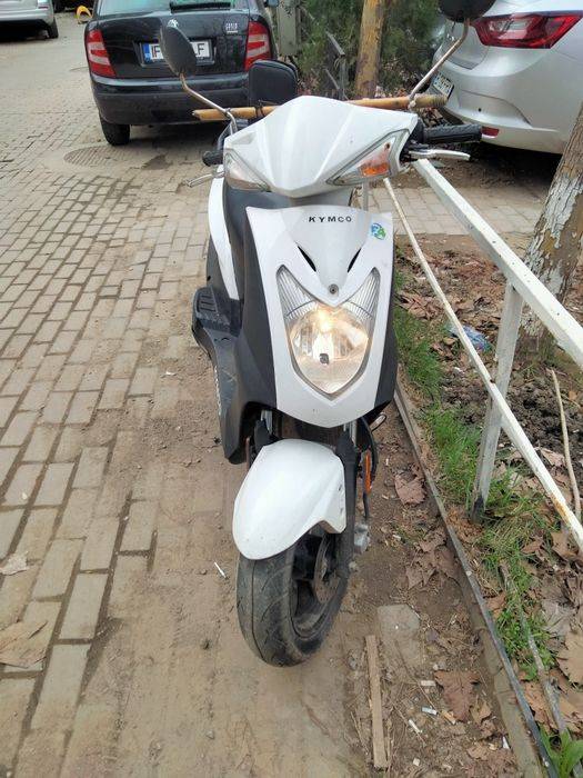 Scuter Kymco 49cc sau inchiriat