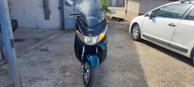Scuter Suzuki Burgman