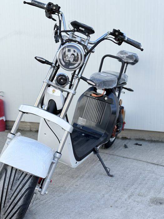 Scuter Electric fara permis 2000W