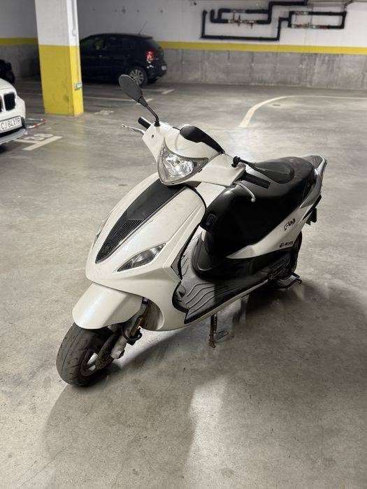 Scooter Piaggy Fly 49 cmc an 2012 550 eur