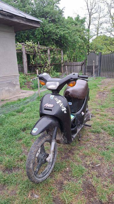 Vând Piaggio Free
